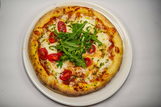 Пица капрезе Ресторант Амая